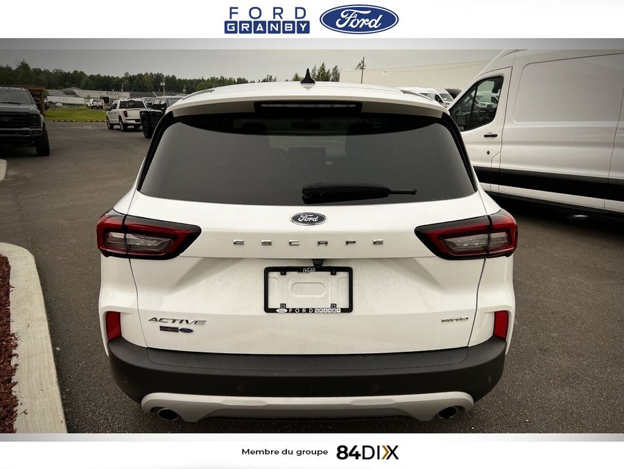 2025 Ford Escape White