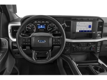 Ford Super Duty F-350 SRW XLT