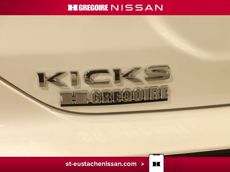 2023 Nissan Kicks White Laval - photo #15
