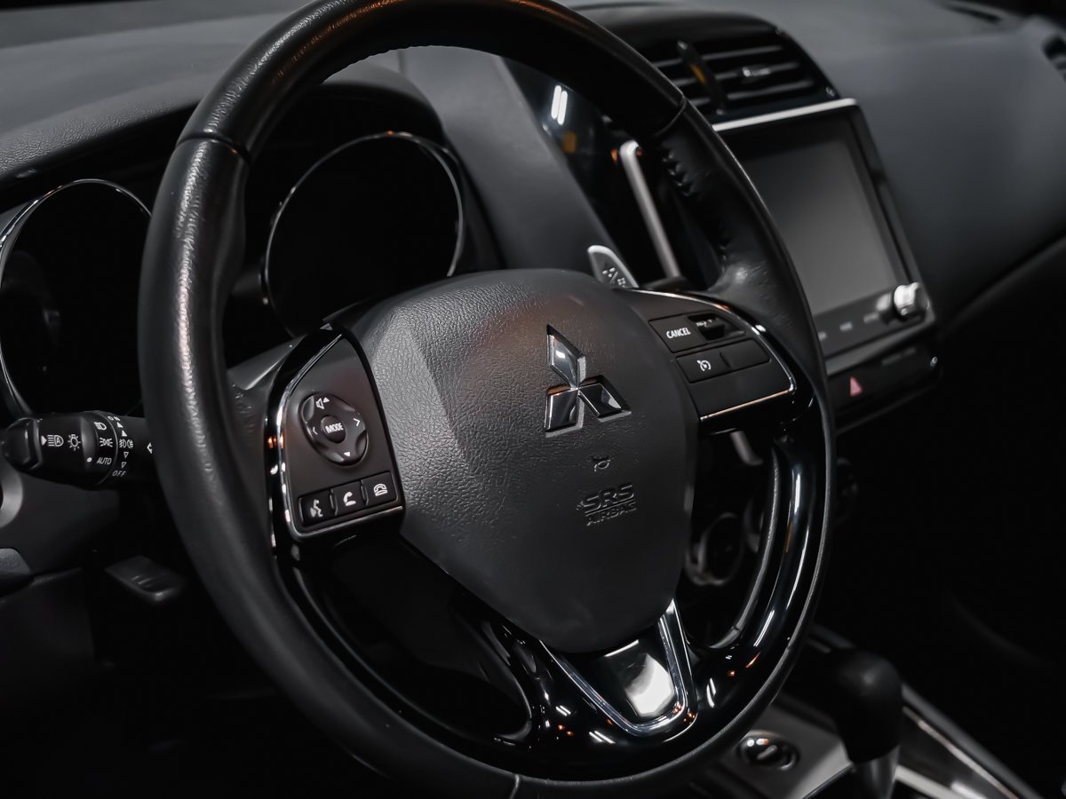 2022 Mitsubishi RVR 2.4L GT AWC Black Montreal - photo #7
