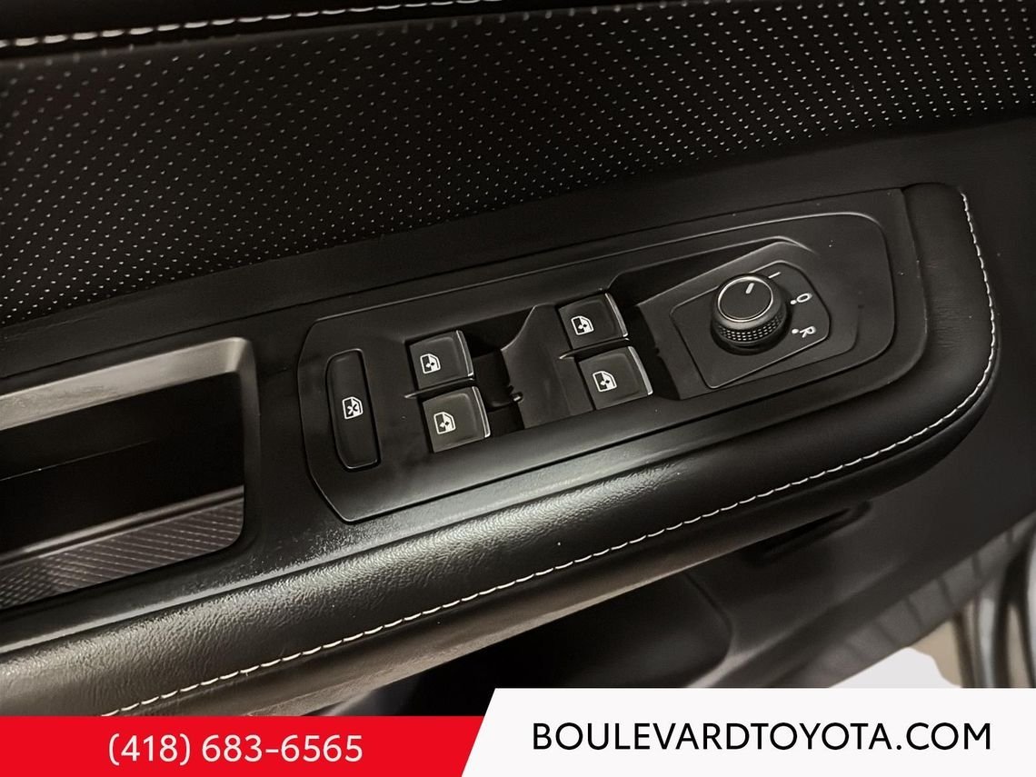 Volkswagen Atlas Cross Sport 99438A-125 | 4MOTION SE, AWD 2024 Gris Québec - photo #8