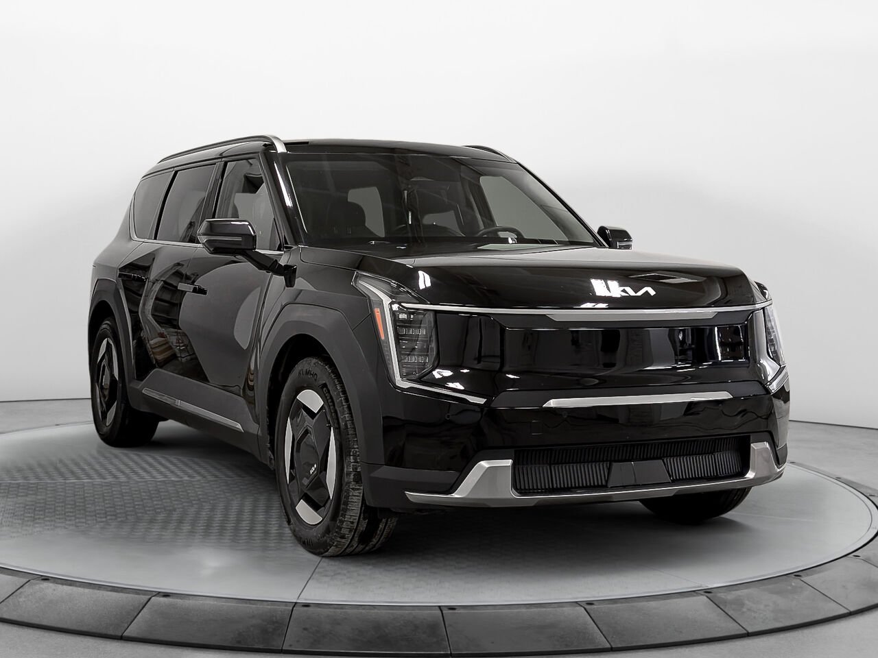 2025 Kia EV9 Land AWD 7 Places Hitch Other Sherbrooke - photo #3