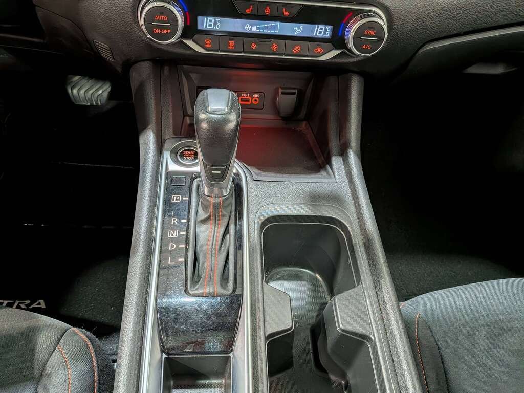 2024 Nissan Sentra SR Manual White Val-David - photo #25