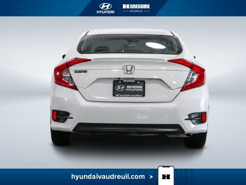 2018 Honda Civic White Laval - photo #8