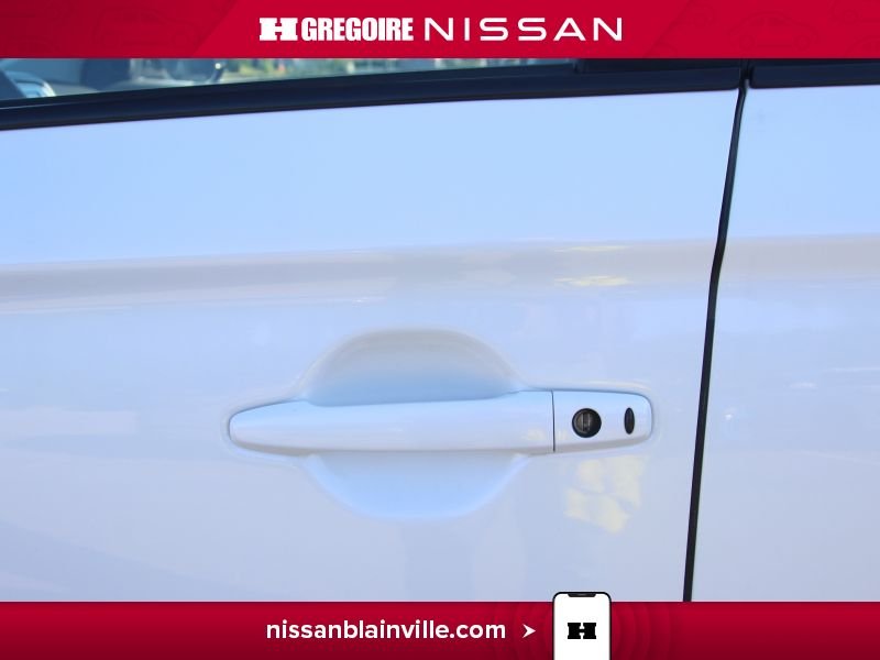 2018 Mitsubishi Outlander White Laval - photo #27