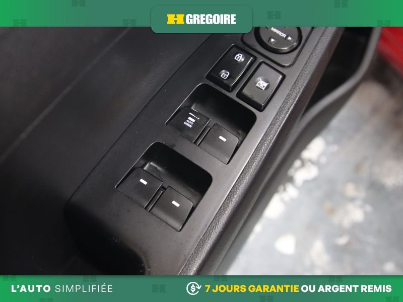 Hyundai Elantra 820783 | Essential A/C CAM RECUL BLUETOOTH 2019 Rouge Laval - photo #18