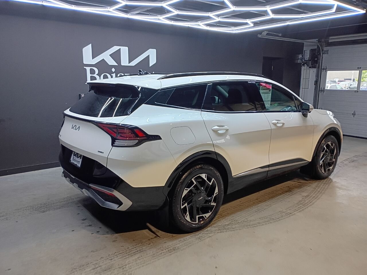 Kia Sportage hybride rechargeable 2023 Blanc Blainville - photo #6