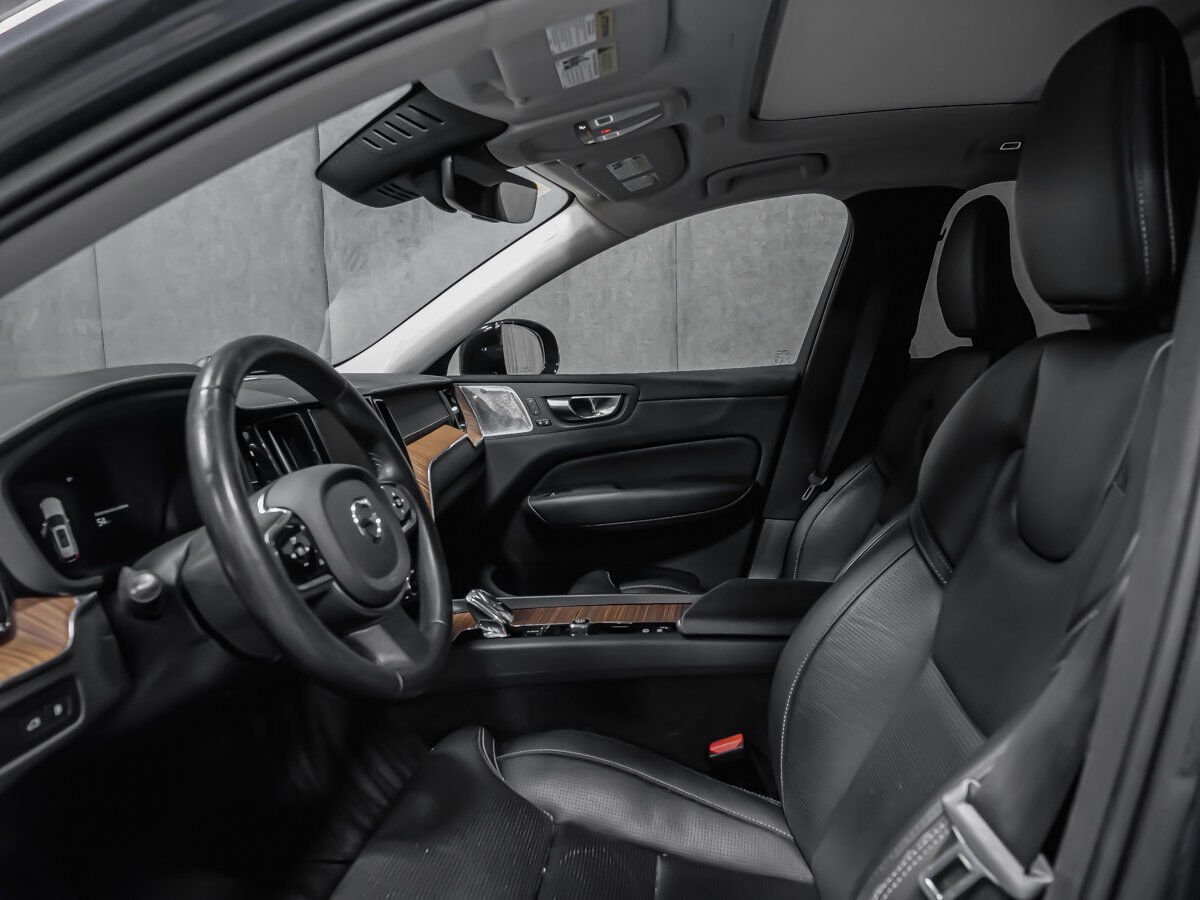 2023 Volvo XC60 Recharge T8 LONGUE AUTONOMIE ULTIMATE DARK BOWERS WILKINS SYST. REMORQUE Blue Montreal - photo #6