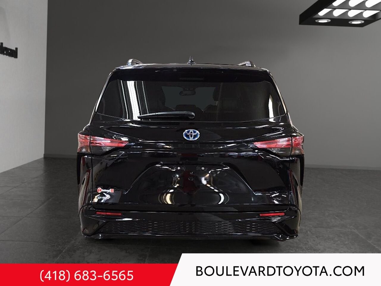 Toyota Sienna 99684A-77 | XSE, 7 places 2025 Noir Québec - photo #4