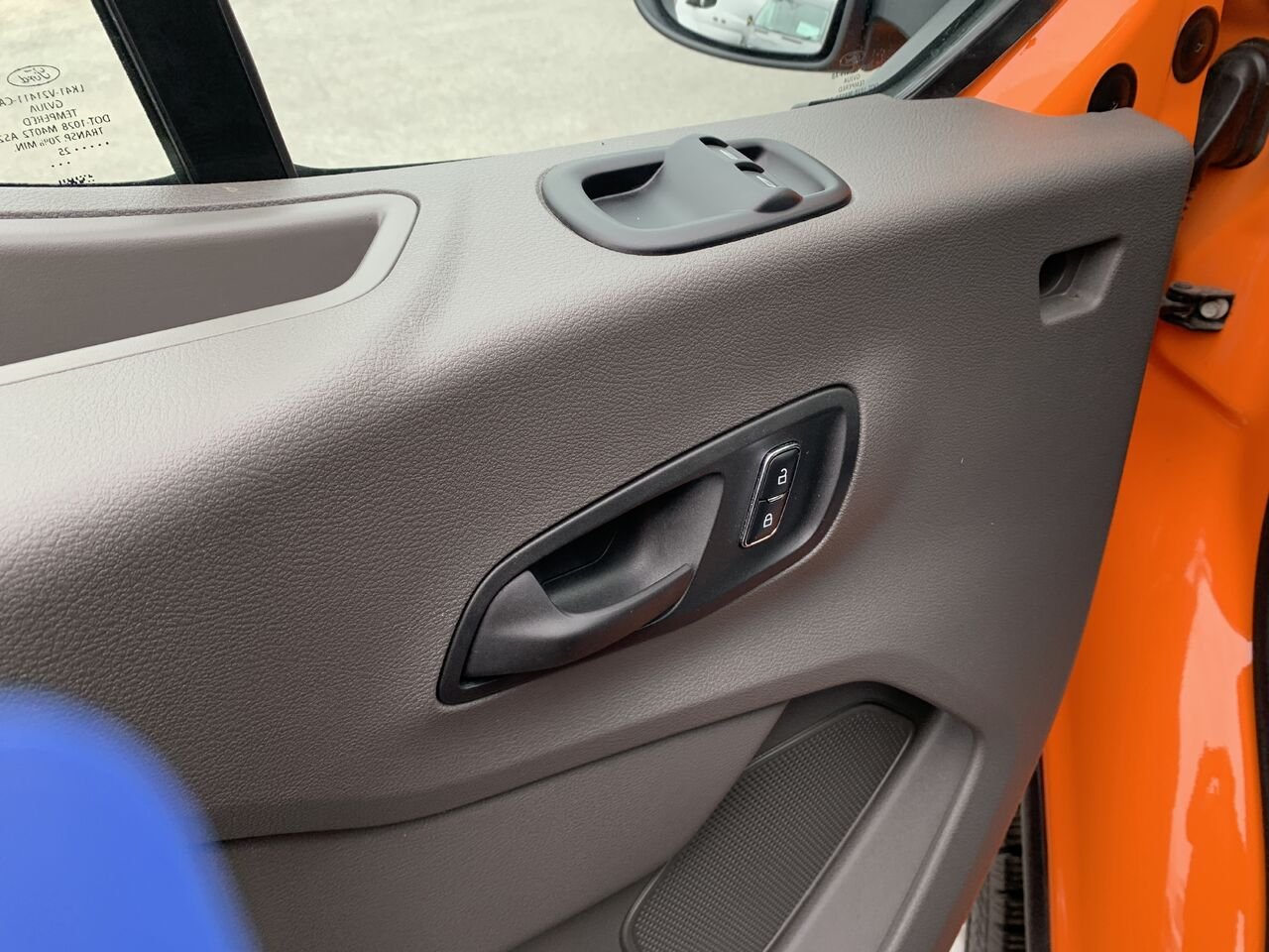 2025 Ford Transit fourgon utilitaire Orange Châteauguay - photo #21
