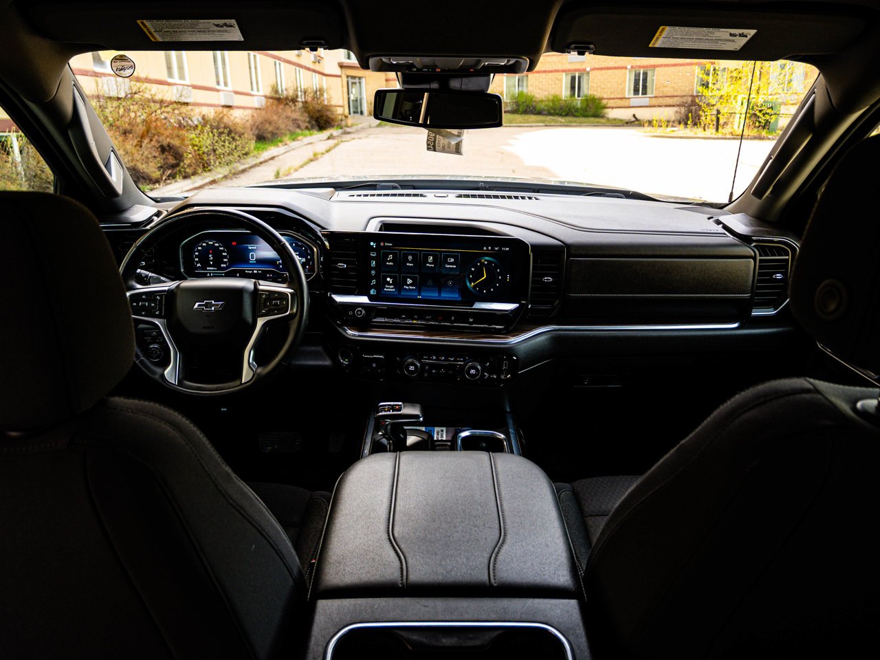 2024 Chevrolet Silverado 1500 4WD Crew Cab 147 RST Grey Sherwood Park - photo #29