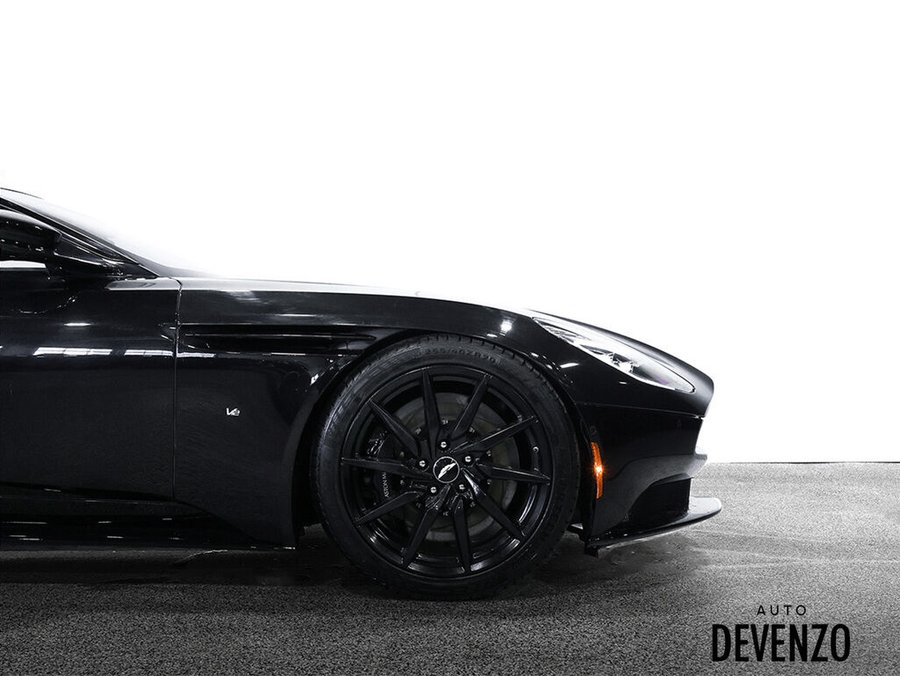 Aston Martin DB11 2017 2017 Noir