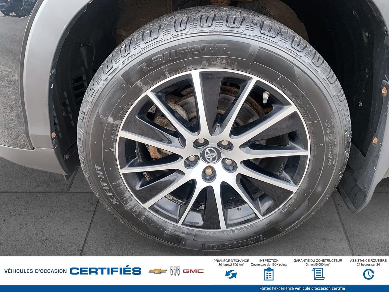 TOYOTA HIGHLANDER SE/XLE Traction intégrale 4 portes XLE 2017 Noir Montmagny - photo #6
