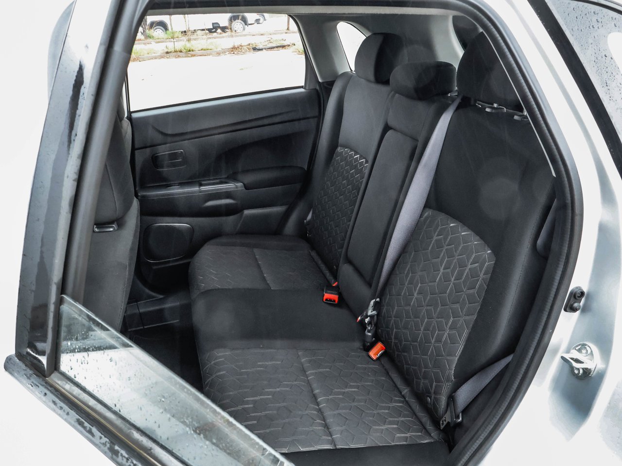 2024 Mitsubishi RVR ES AWC Grey Sherwood Park - photo #15