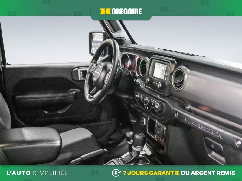 2022 Jeep Wrangler Black Saint-Eustache - photo #24