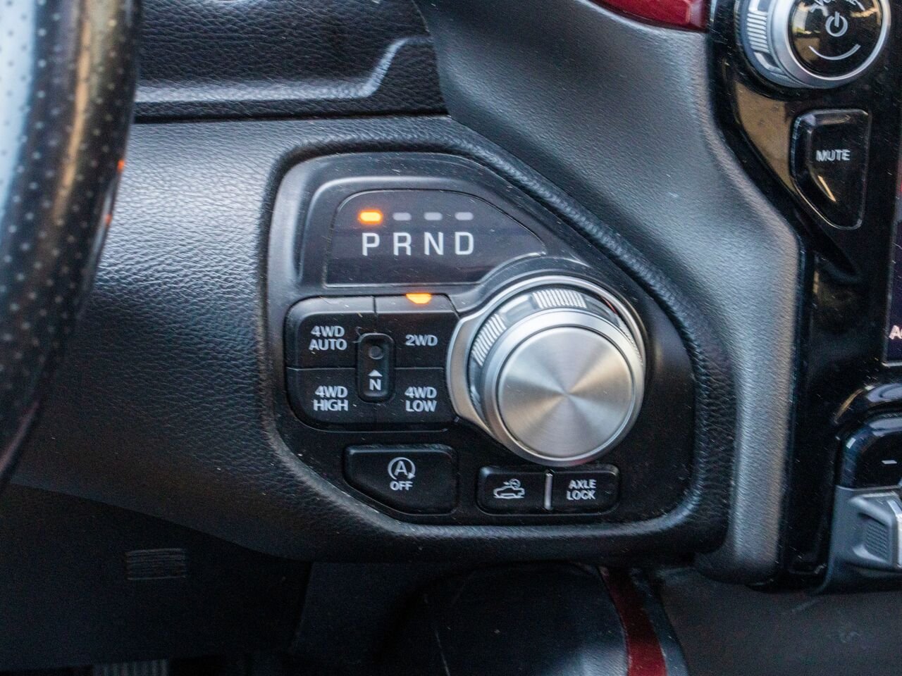 Ram 1500 Rebel cabine d'équipe 4x4 caisse de 5 pi 7 po 2023 Gris Châteauguay - photo #15