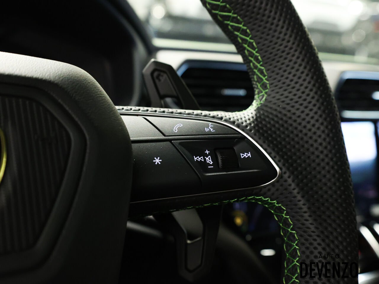 Lamborghini Urus S 2024 Noir Saint-Eustache - photo #17