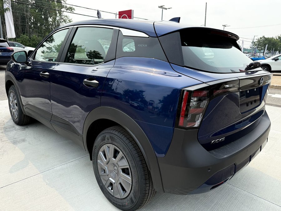 Nissan Kicks 2026 2026 Bleu foncé nacré