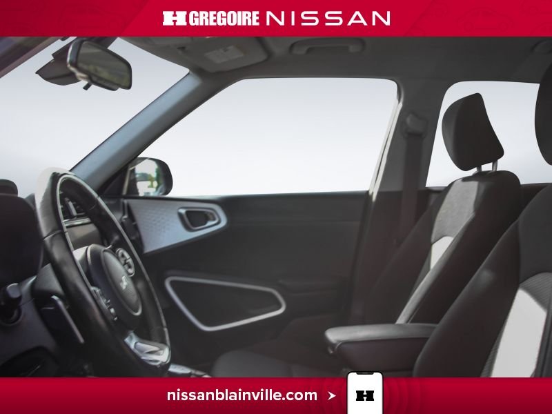 2022 Kia Soul Laval - photo #11