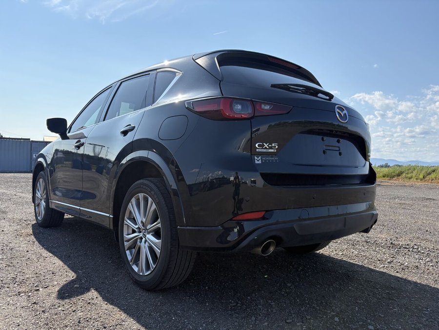 2022 MAZDA CX-5 SIGNA 2022 Black