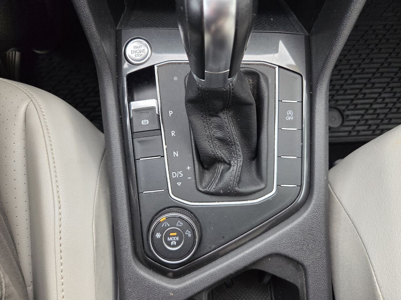 2019 VOLKSWAGEN TIGUAN Black Amos - photo #19
