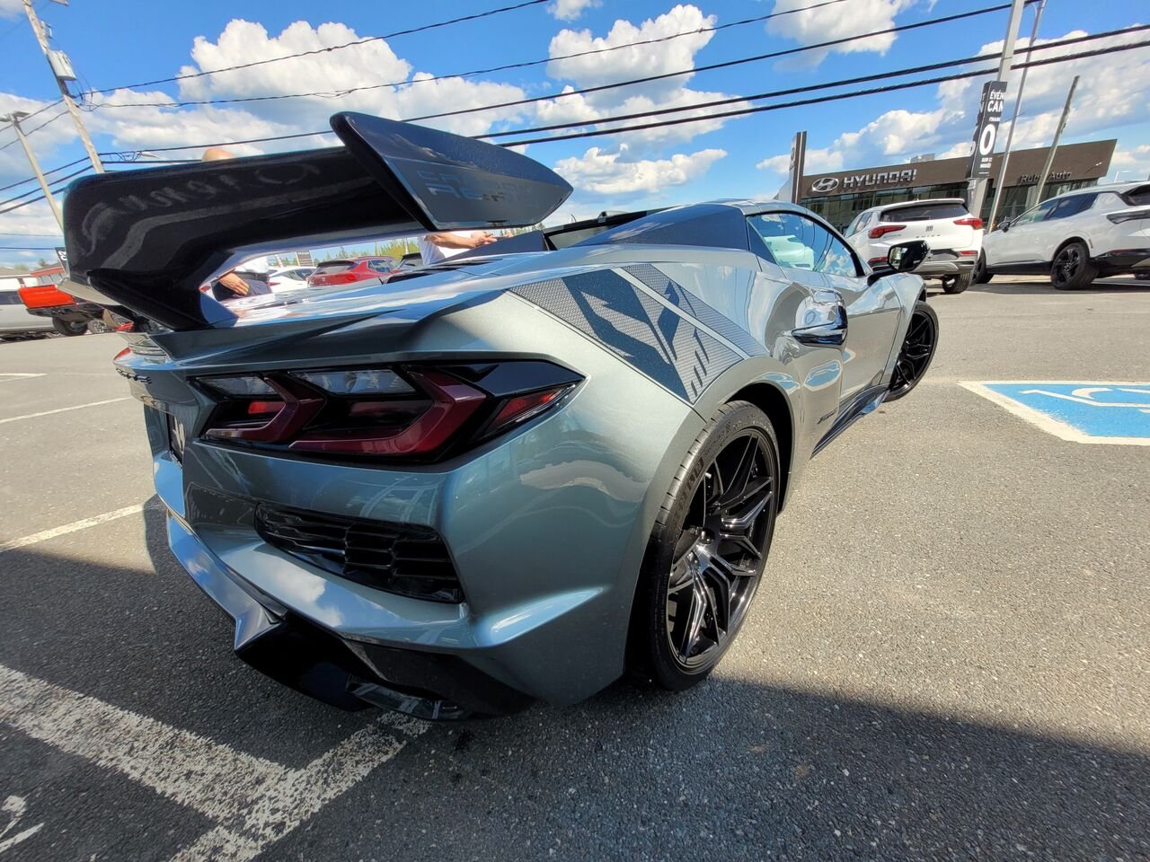 2024 Chevrolet Corvette Z06 cabriolet 2 portes avec 2LZ Grey Thetford Mines - photo #4