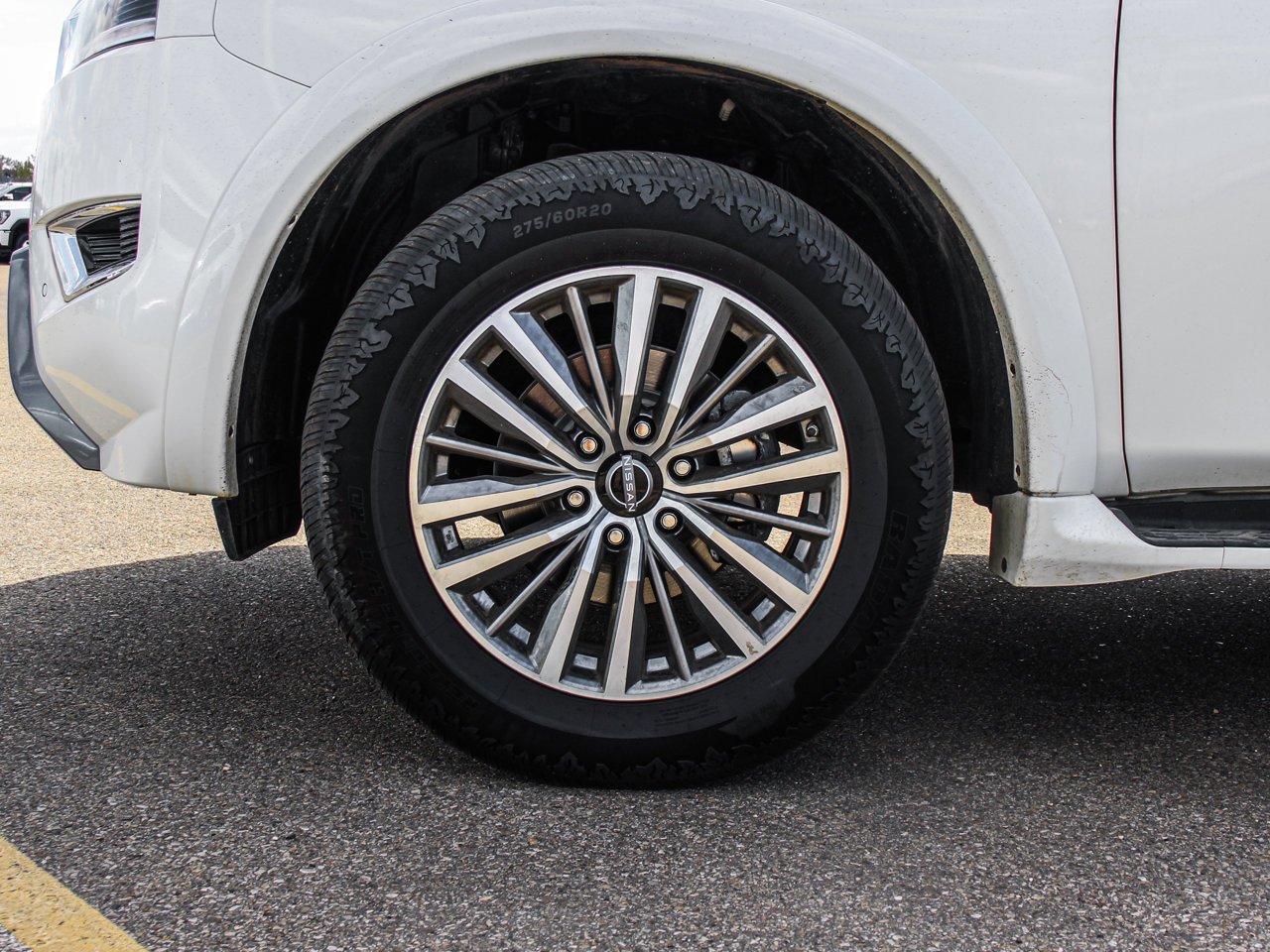 2024 Nissan Armada 4x4 SL White Sherwood Park - photo #11