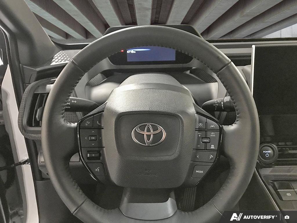 2025 Toyota bZ4X S2501170 | XLE White Edmonton - photo #12