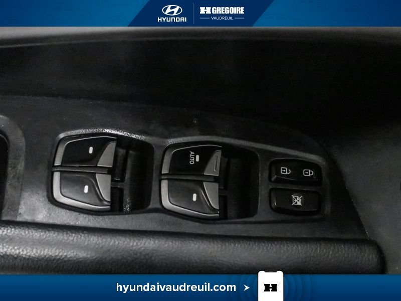 2013 Hyundai Santa Fe Grey Laval - photo #15