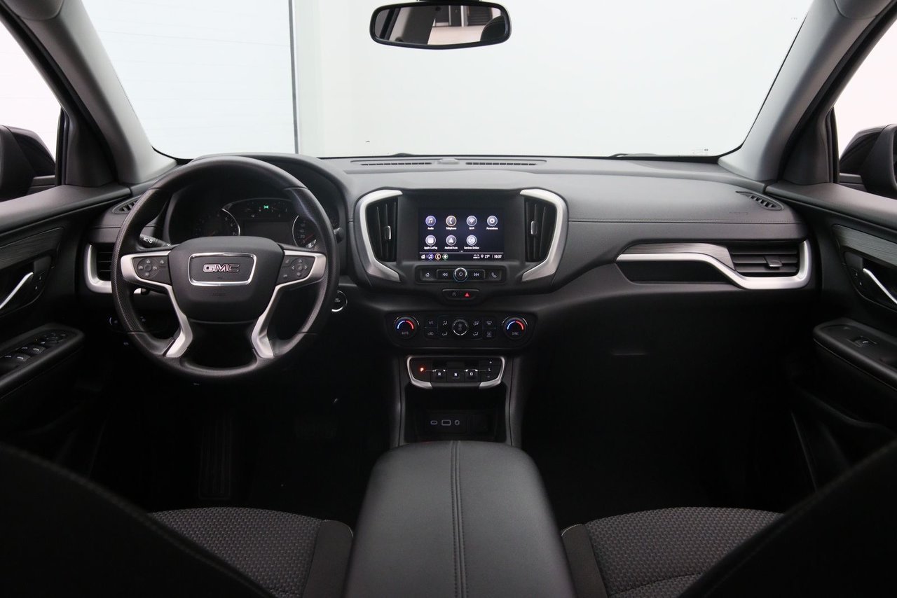GMC Terrain NIV 3GKALTEV8NL215917 2022 Noir Baie-Comeau - photo #9