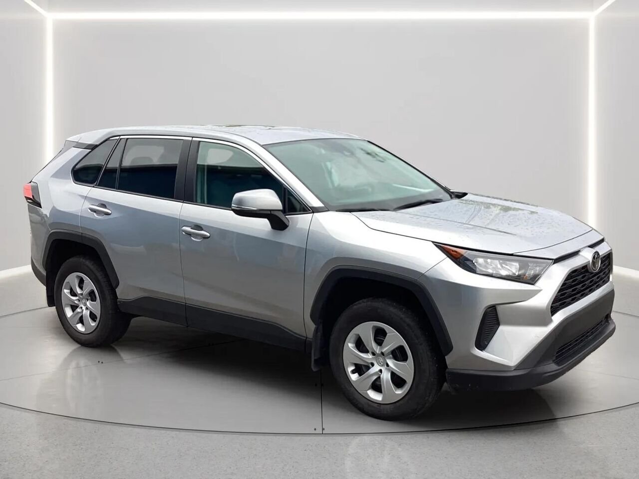TOYOTA RAV4 LE AWD 2024 Argent Gatineau - photo #6