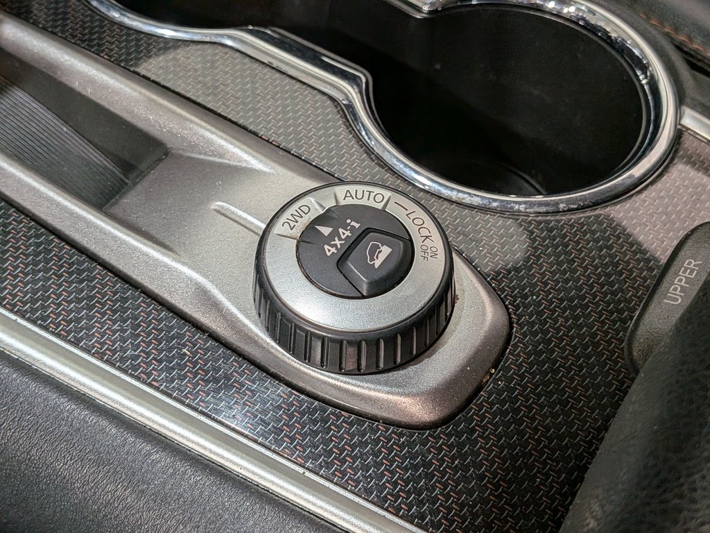 2020 Nissan Pathfinder 4x4 SV Tech Grey Val-David - photo #29