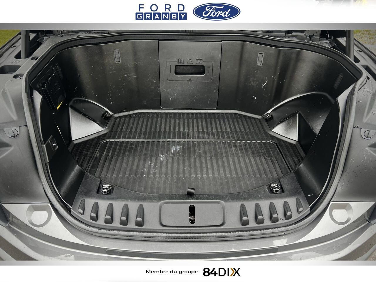 2023 Ford F-150 Lightning Grey Granby - photo #8