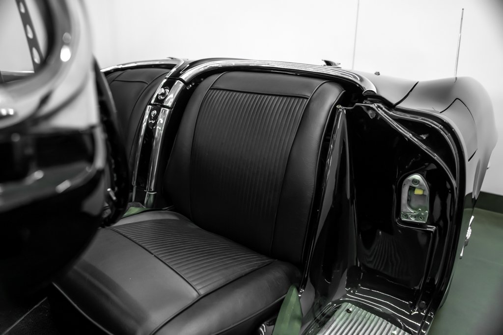 1962 Chevrolet Corvette Black Montreal - photo #66