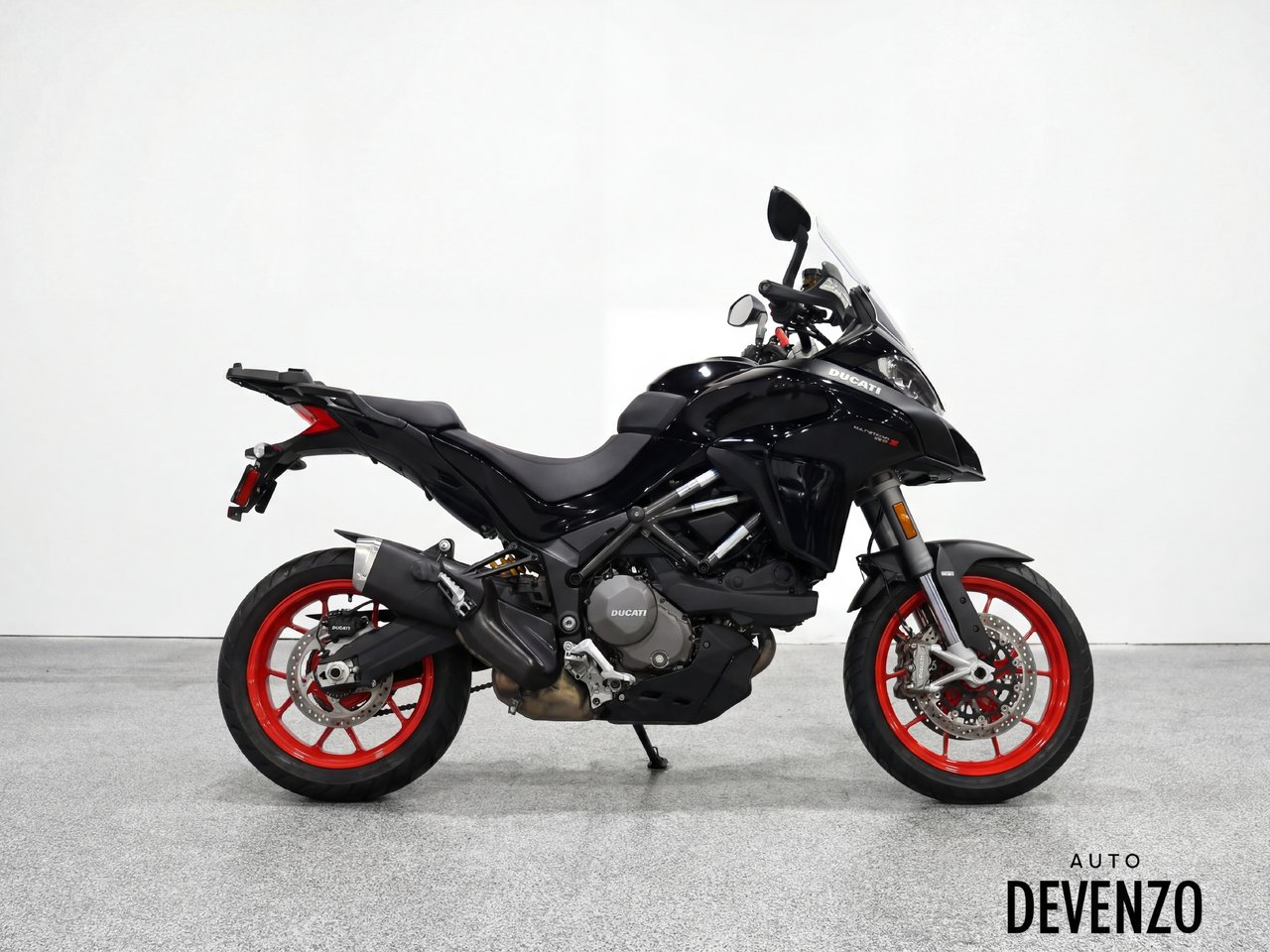 2024 Ducati Multistrada Black Saint-Eustache - photo #1