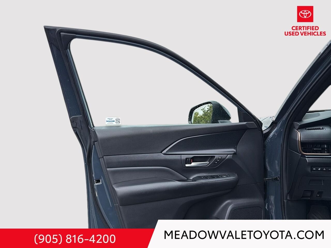 2024 Toyota Grand Highlander Hybrid Heads up Display, 20" Alloy Wheels, Heated/Cooling Seats, Panoramic Sunroof Storm Cloud Mississauga - photo #7