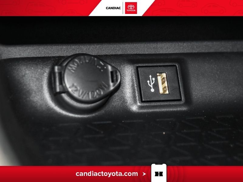 Toyota Rav 4 2025 Rouge Saint-Eustache - photo #28