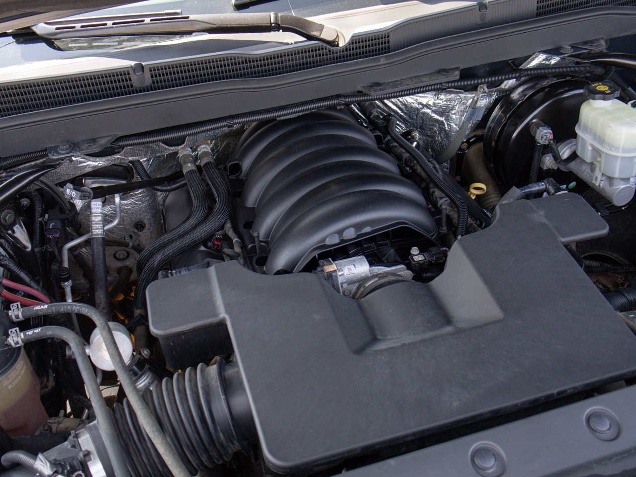 2014 Chevrolet Silverado 1500 4WD Crew Cab Short Box LTZ w/2LZ Blue Sherwood Park - photo #16