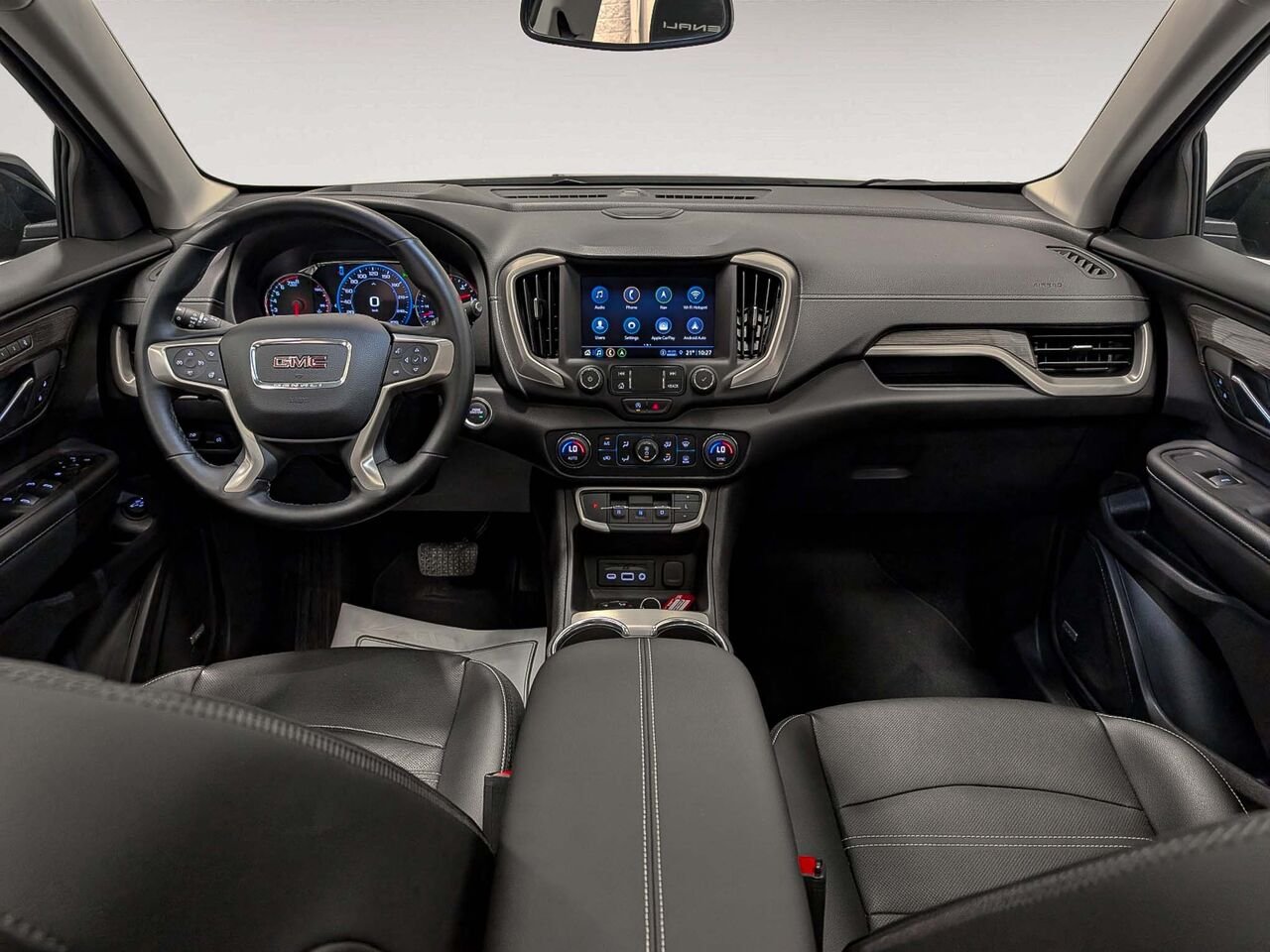 GMC Terrain DENALI AWD Toit Pano 11 859 KM Seulement!!! 2024 Noir Sherbrooke - photo #8