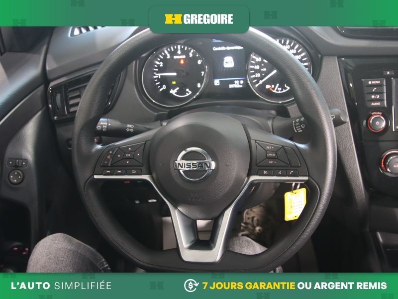 Nissan Qashqai 2023 Blanc Laval - photo #16