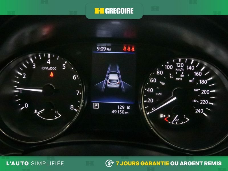 2021 Nissan Qashqai Red Laval - photo #10