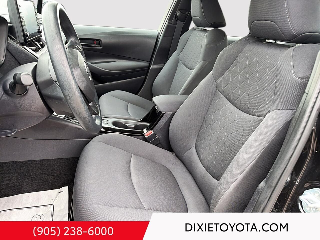 2022 Toyota Corolla LE / HEATED SEATS / BACK UP CAMERA / TOYOTA SAFETY SENSE / APPLE CARPLAY AND ANDROID AUTO Black Mississauga - photo #8