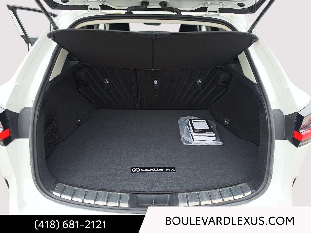 2022 Lexus NX White Quebec - photo #19