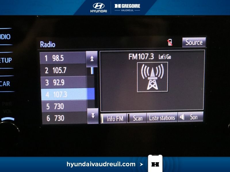 Toyota Corolla 2018 Bleu Saint-Eustache - photo #24