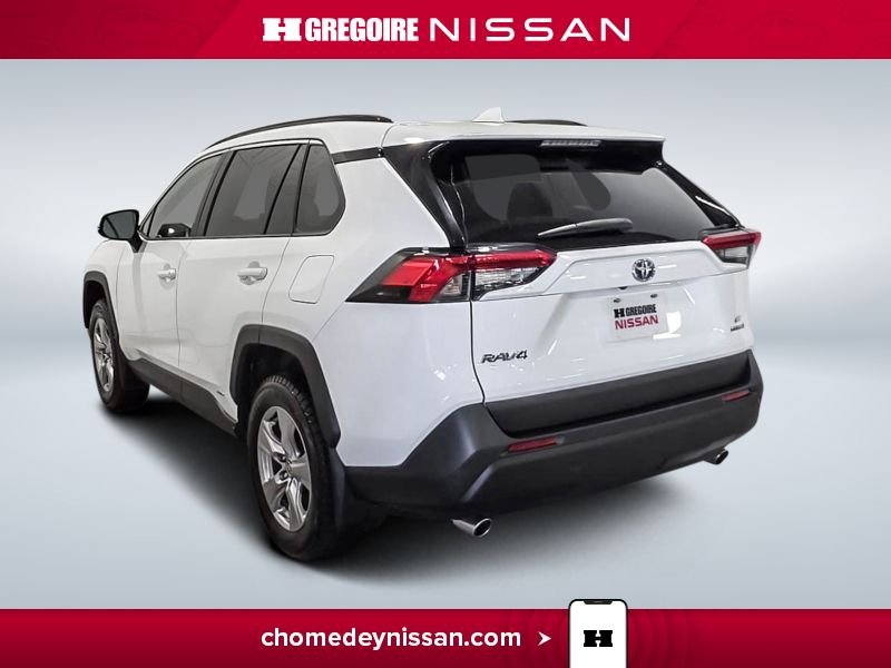 2022 Toyota Rav 4 White Laval - photo #5
