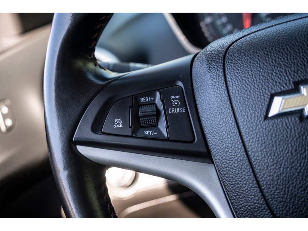 Chevrolet Sonic 2017 Rouge Gatineau - photo #12