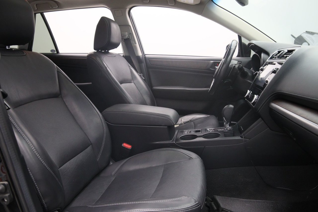 Subaru Outback NIV 4S4BSDNC6K3295700 2019 Noir Chicoutimi - photo #16