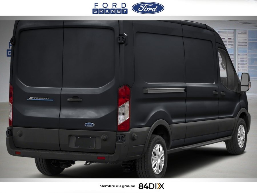 Ford E-Transit fourgonnette utilitaire T-350 EL PA toit surélevé 148 po PNBV de 9 500 lb 2025 Noir agate métallisé