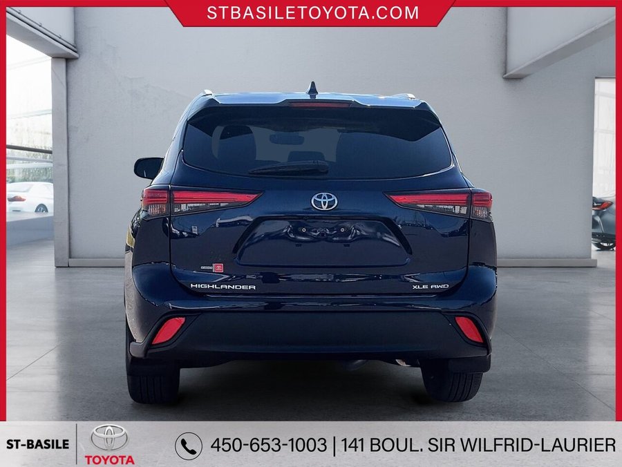 TOYOTA HIGHLANDER 2022 2022 Bleu heliographique