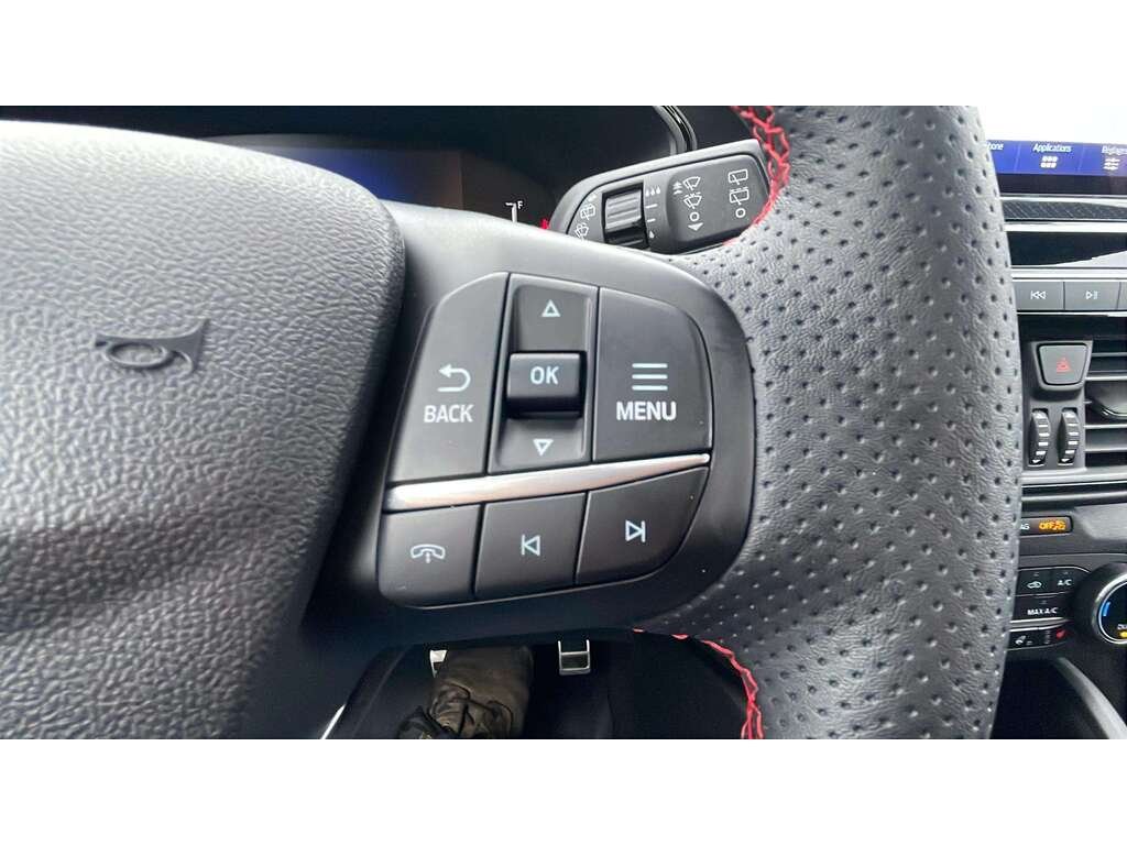 Ford Escape 2023 Blanc Gatineau - photo #13
